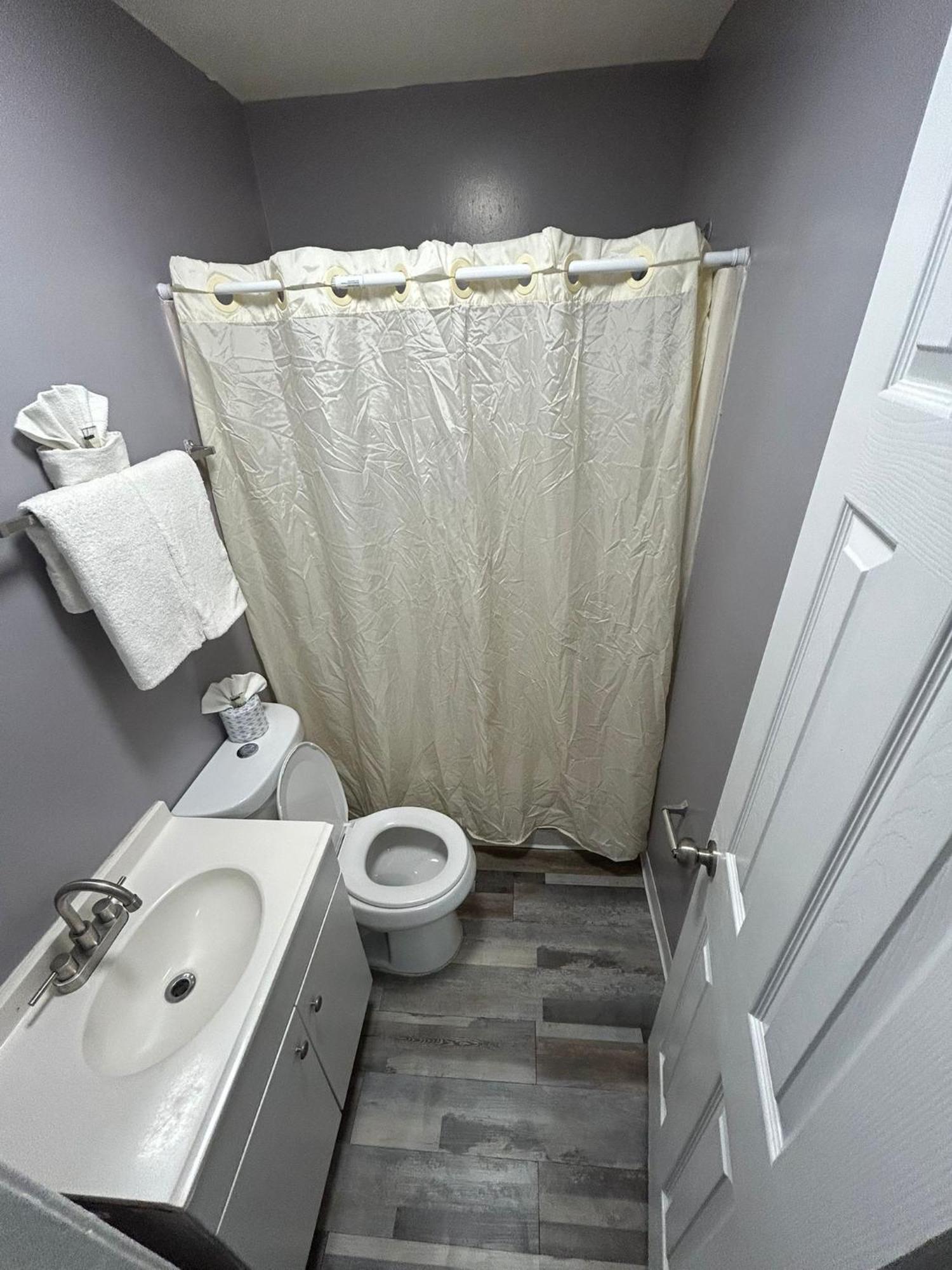 Live In Lodge Snellville Bagian luar foto